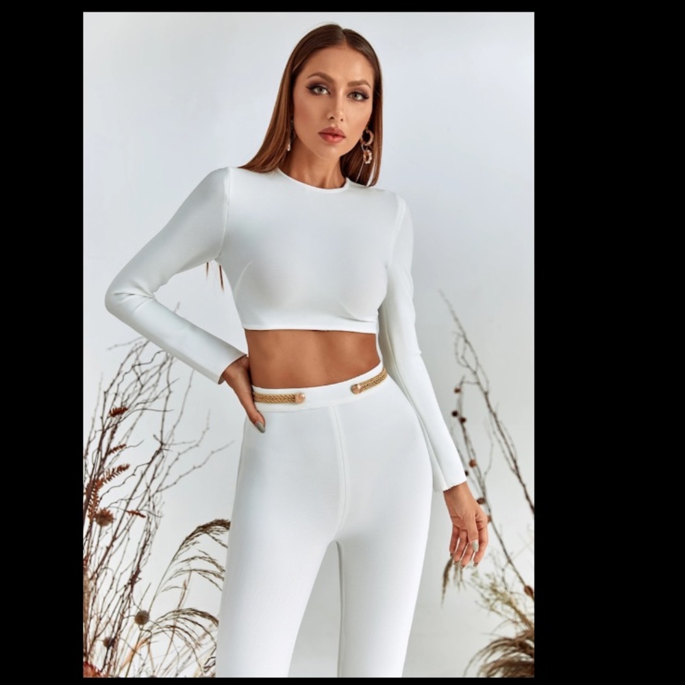BellaBarnett two piece Qunita pant set